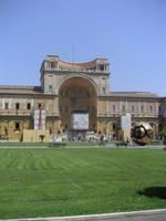 vatican museum courtyard