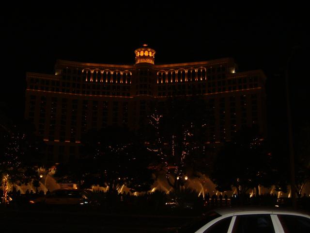 16Belagio at night